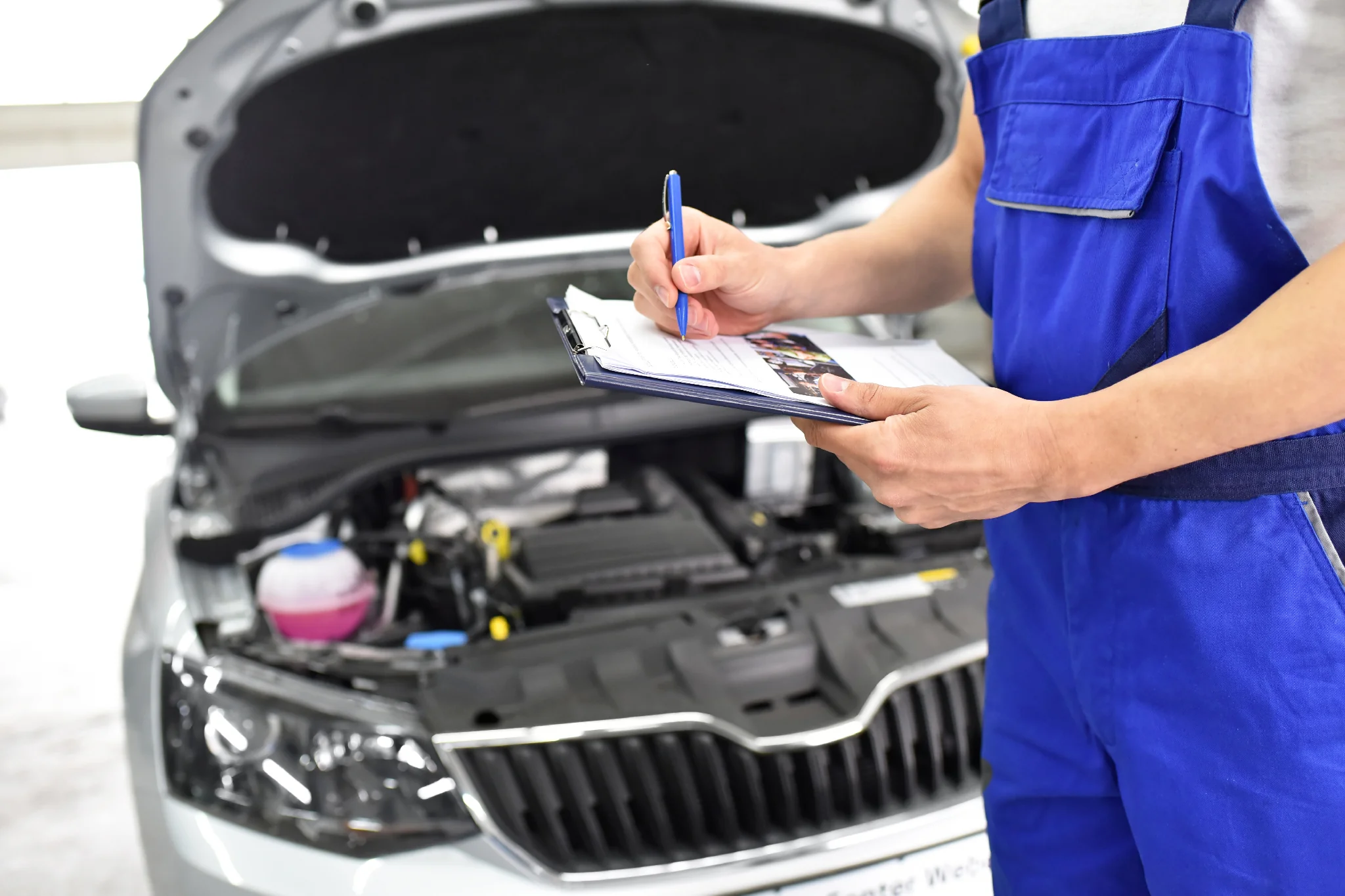 auto-handwerker schreibt tüv mängelbericht