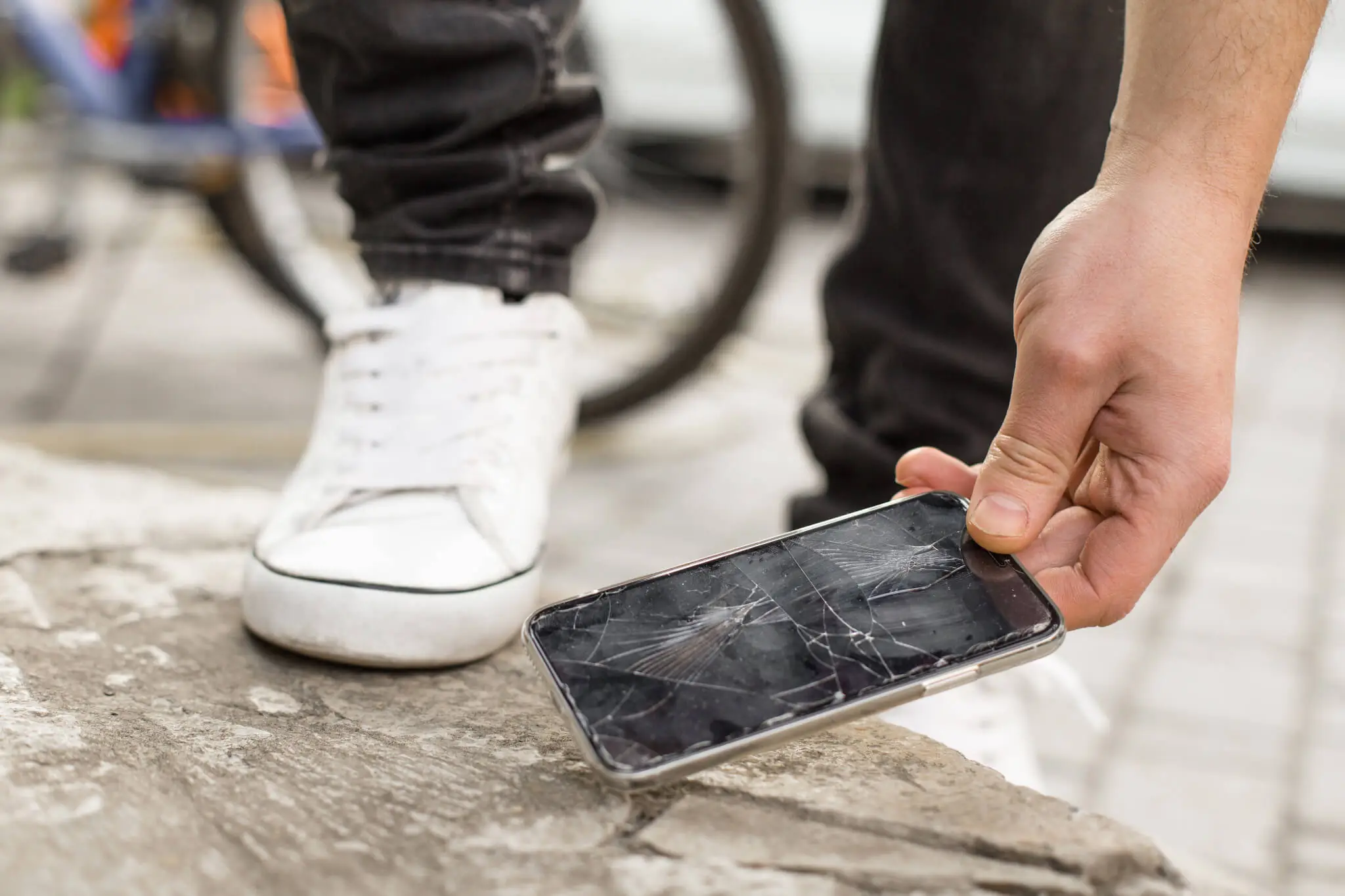 Handy runtergefallen Versicherung, Display kaputt