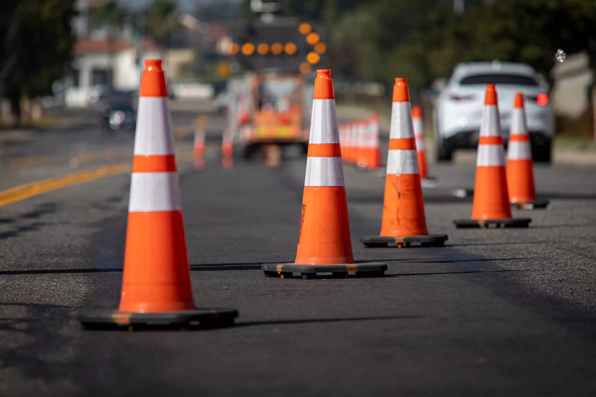 Gefahrenquellen im Straßenverkehr, Pylonen auf der Straße